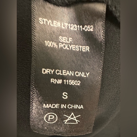 LUSH - Black Sleeveless Long  Open Front Polyester Vest with Side Slits … - Picture 11 of 11